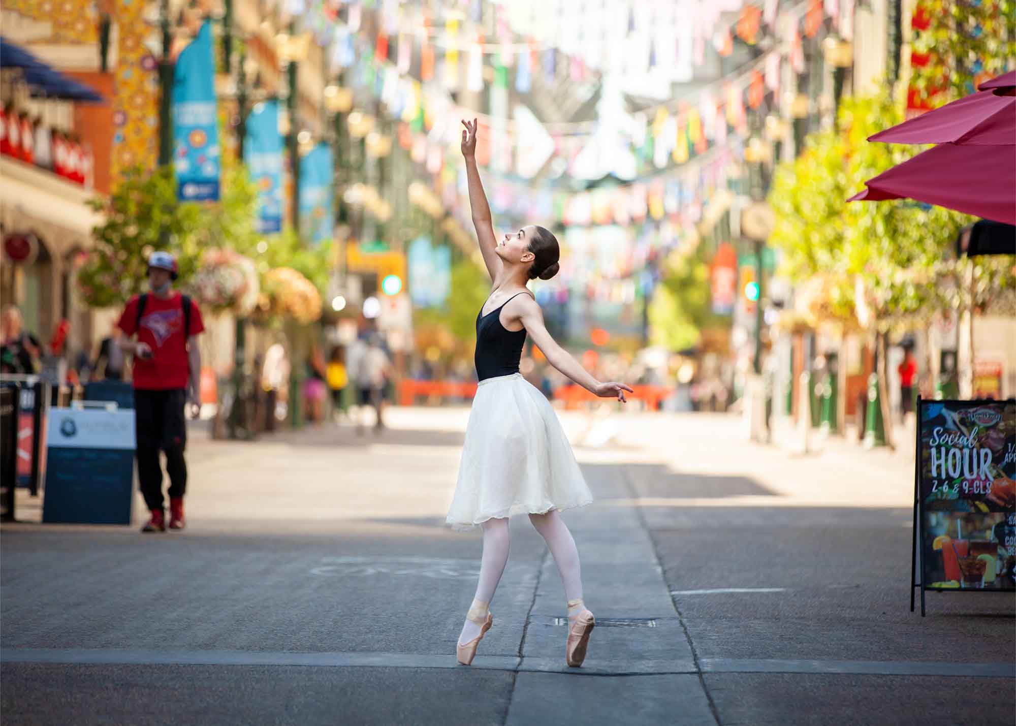 Ballerina Photoshoot in Downtown Calgary - Alpina Photography