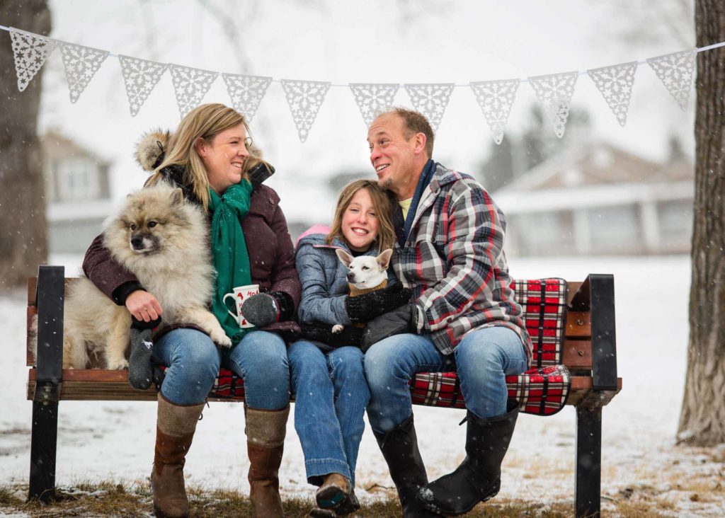 family-of-3-winter-photoshoot
